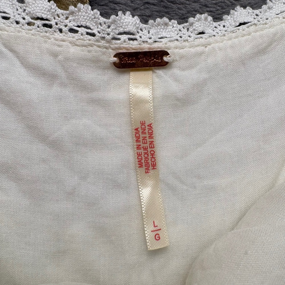 Free People Dress Womens L Large White Lace Smocked Side Button Boho Hippie - Picture 5 of 12